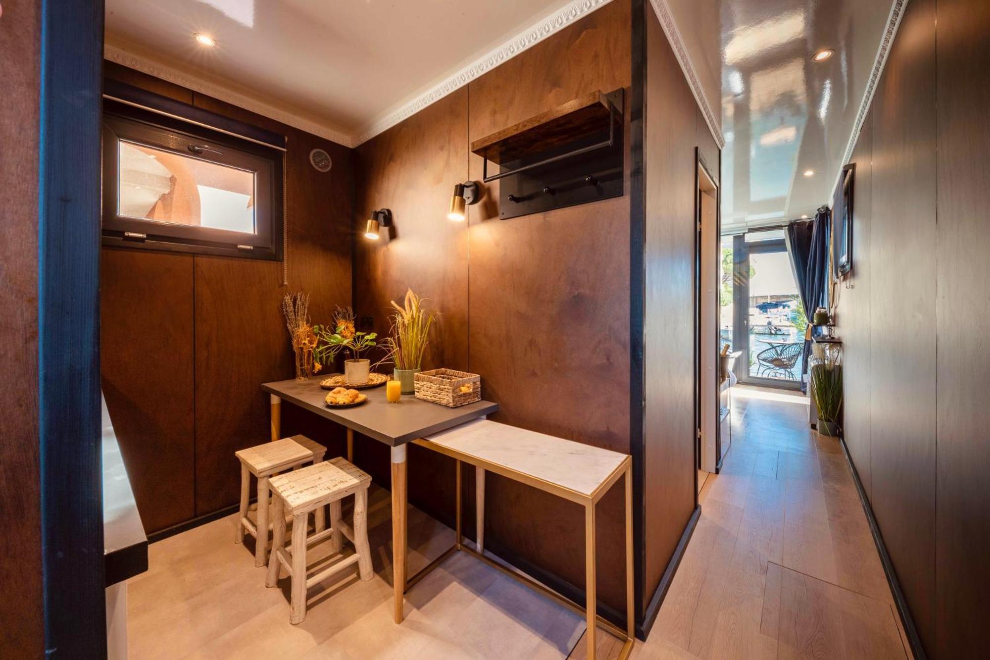 Escale Royale Frejus Hotel Room photo